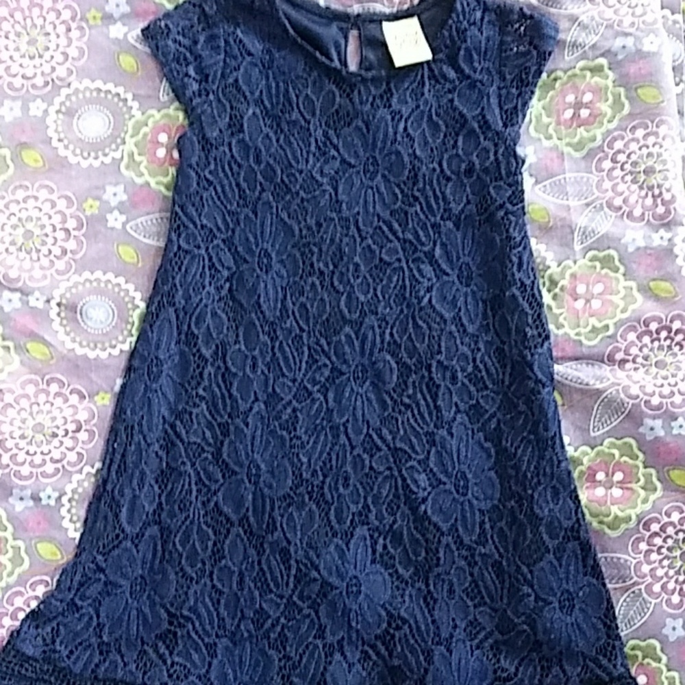 Girls dress